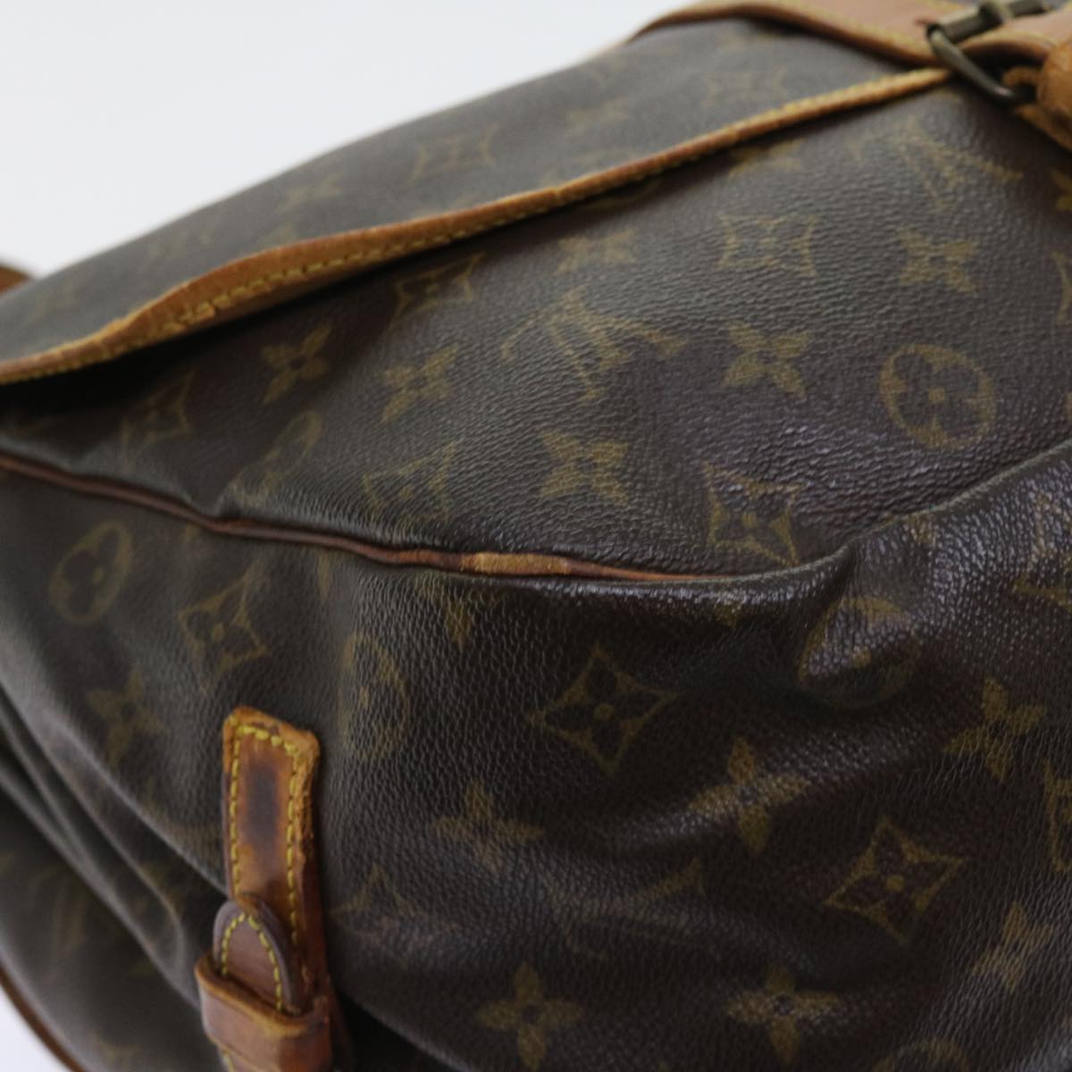 LOUIS VUITTON Monogram Saumur 35 Shoulder Bag M42254 LV Auth bs8963