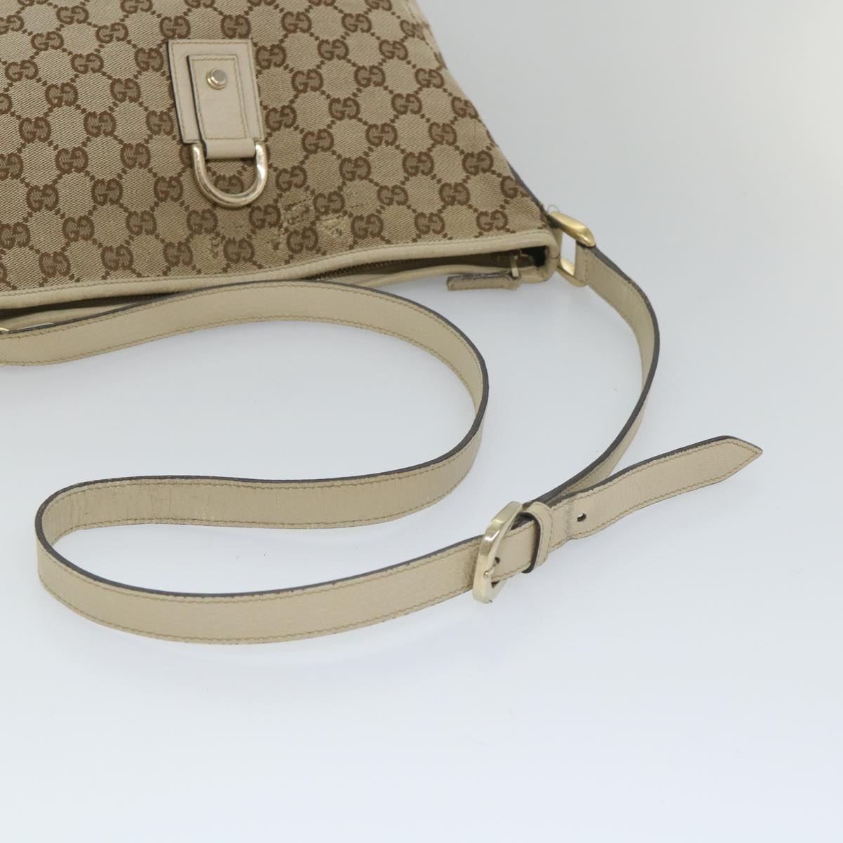 GUCCI GG Canvas Shoulder Bag Beige White 131326 Auth bs9022