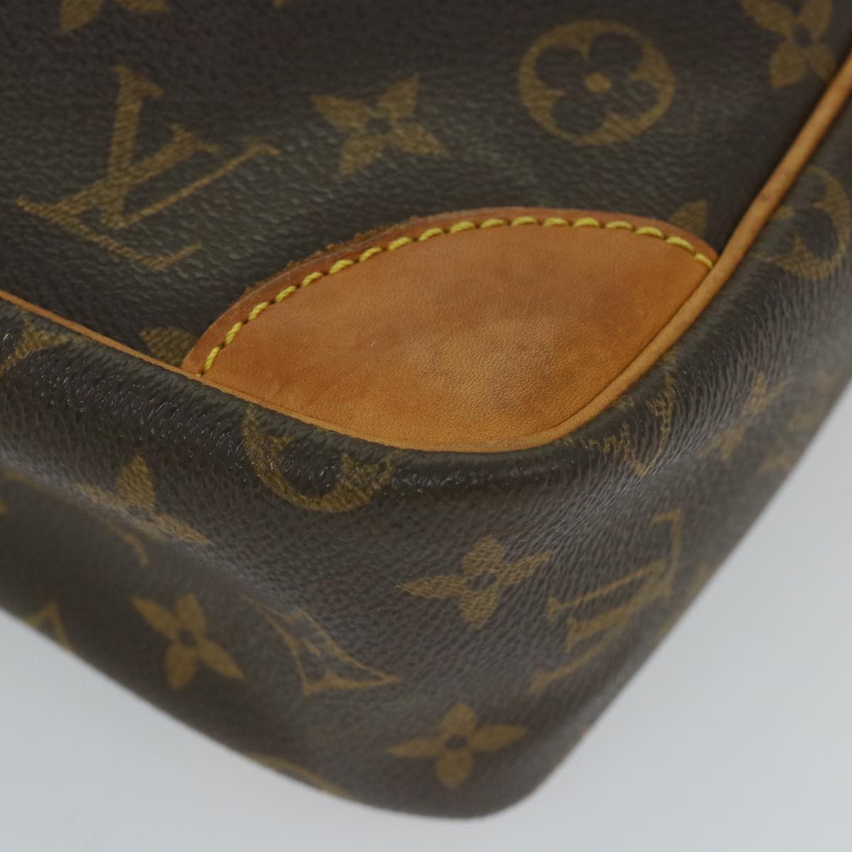 LOUIS VUITTON Monogram Trocadero 30 Shoulder Bag M51272 LV Auth bs9587