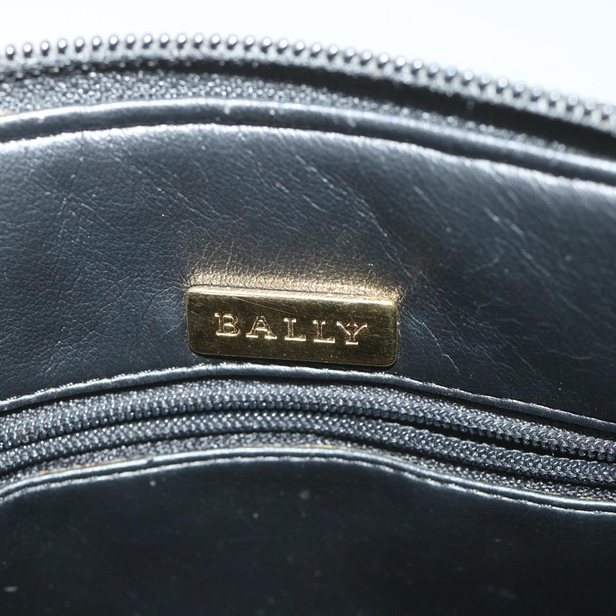 BALLY Quilted Chain Shoulder Bag Leather Black Auth bs9624