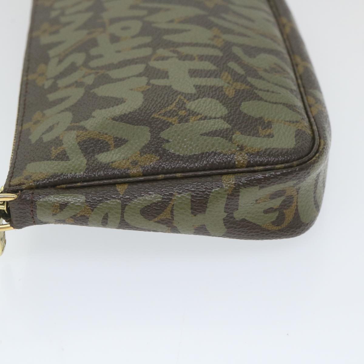 LOUIS VUITTON Monogram Graffiti Pochette Accessoires Khaki M92191 LV Auth bs9658