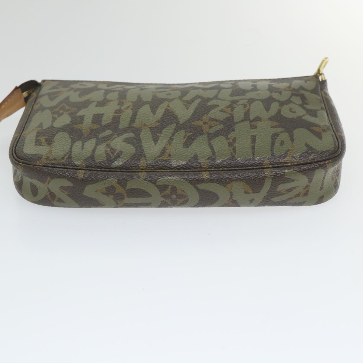 LOUIS VUITTON Monogram Graffiti Pochette Accessoires Khaki M92191 LV Auth bs9658