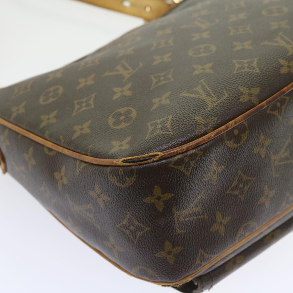 LOUIS VUITTON Monogram Hudson GM Shoulder Bag M40045 LV Auth bs9691