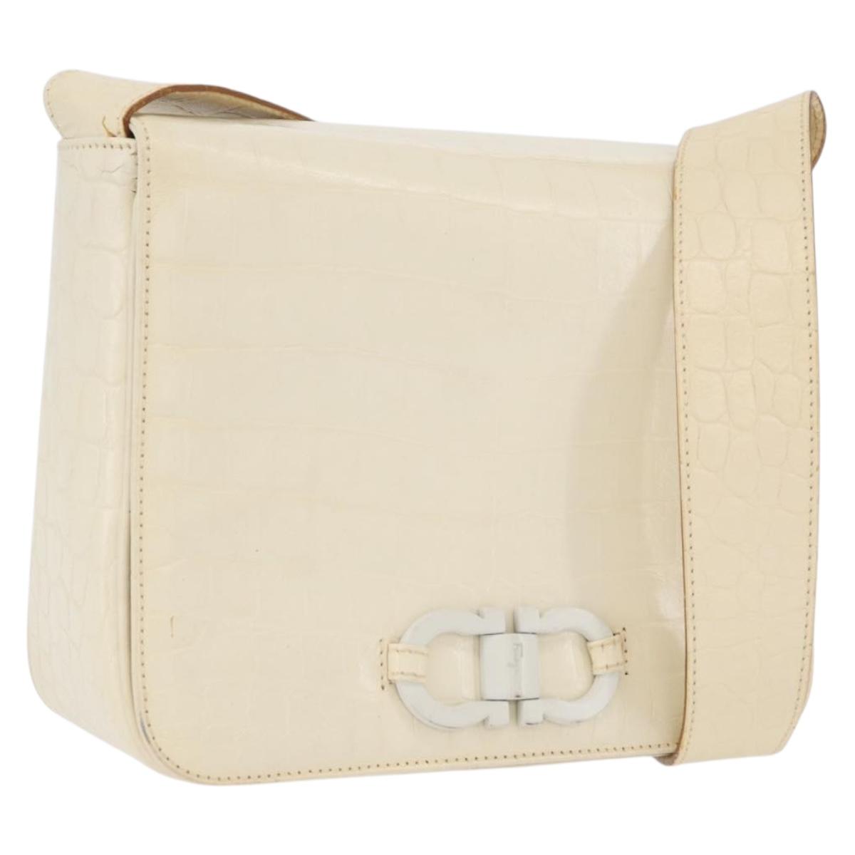 Salvatore Ferragamo Gancini Shoulder Bag Embossed leather White Gold Auth BSZ079