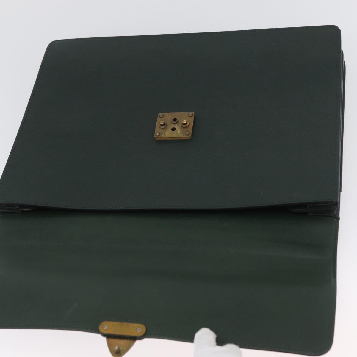 LOUIS VUITTON Taiga Serviette Moskova Business Bag Epicea M30034 LV Auth BSZ191