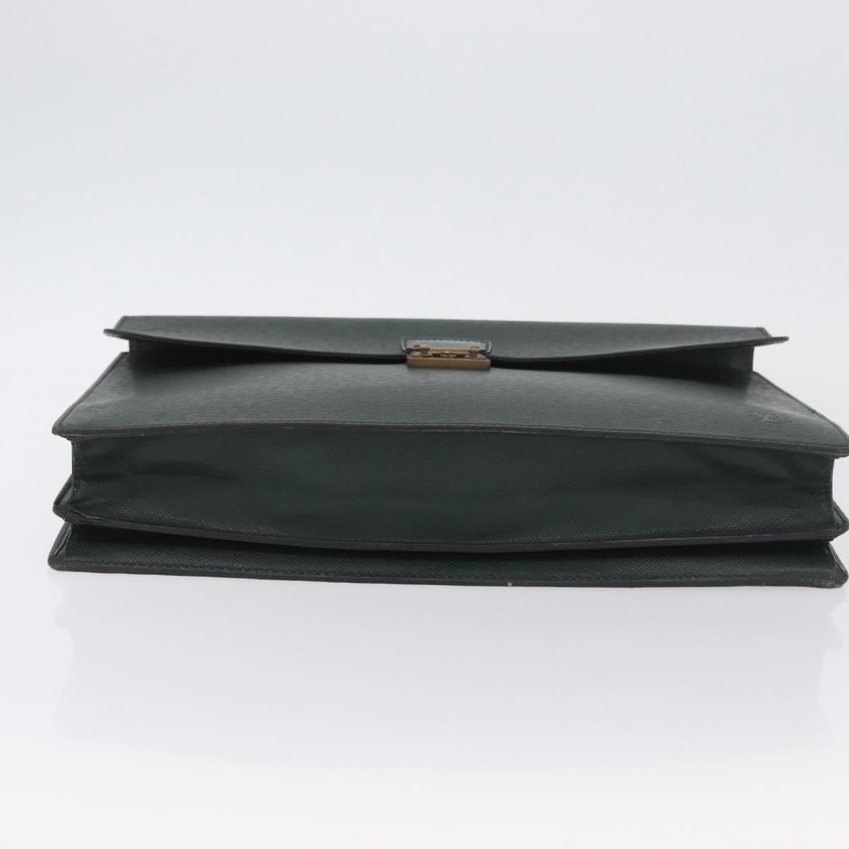 LOUIS VUITTON Taiga Serviette Moskova Business Bag Epicea M30034 LV Auth BSZ191