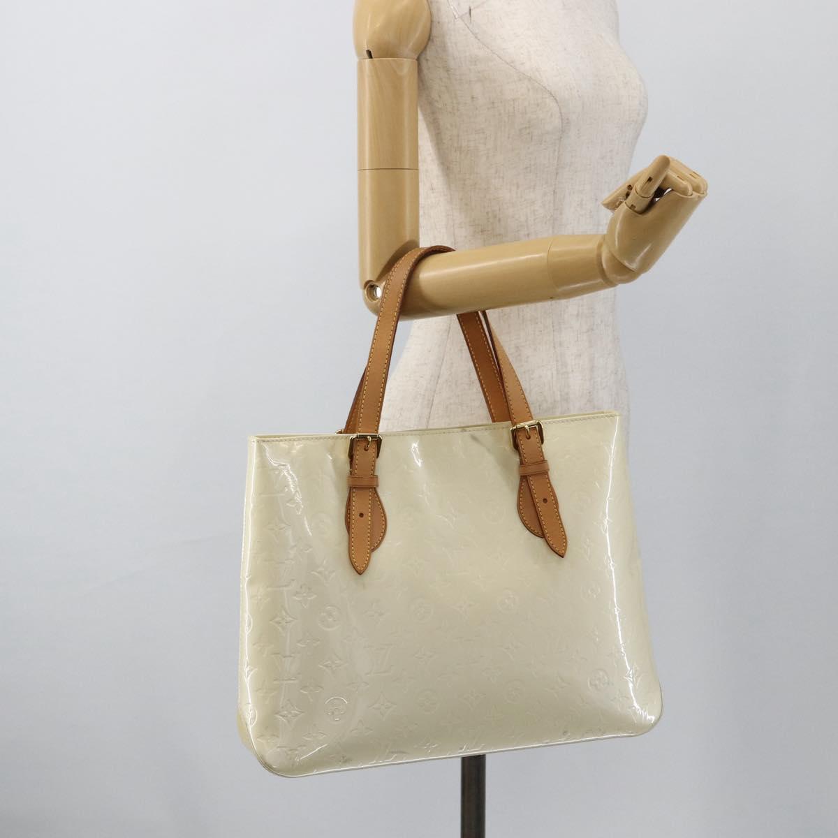LOUIS VUITTON Monogram Vernis Brentwood Shoulder Bag Perle M91512 LV Auth BSZ329