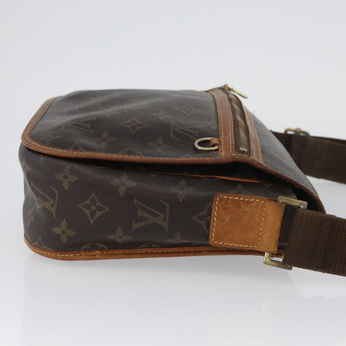 LOUIS VUITTON Monogram Messenger Bosphore PM Shoulder Bag M40106 LV Auth BSZ393