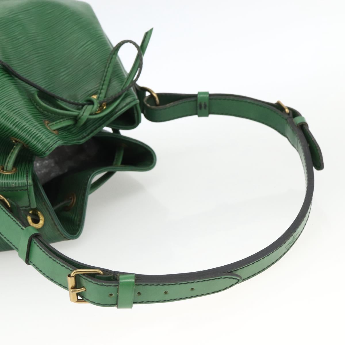 LOUIS VUITTON Epi Noe Shoulder Bag Green M44004 LV Auth BSZ514