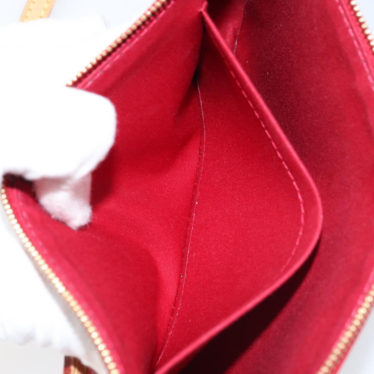 LOUIS VUITTON Vernis Pochette Accessoires Pouch Pomme D'amour M91577 Auth BSZ522