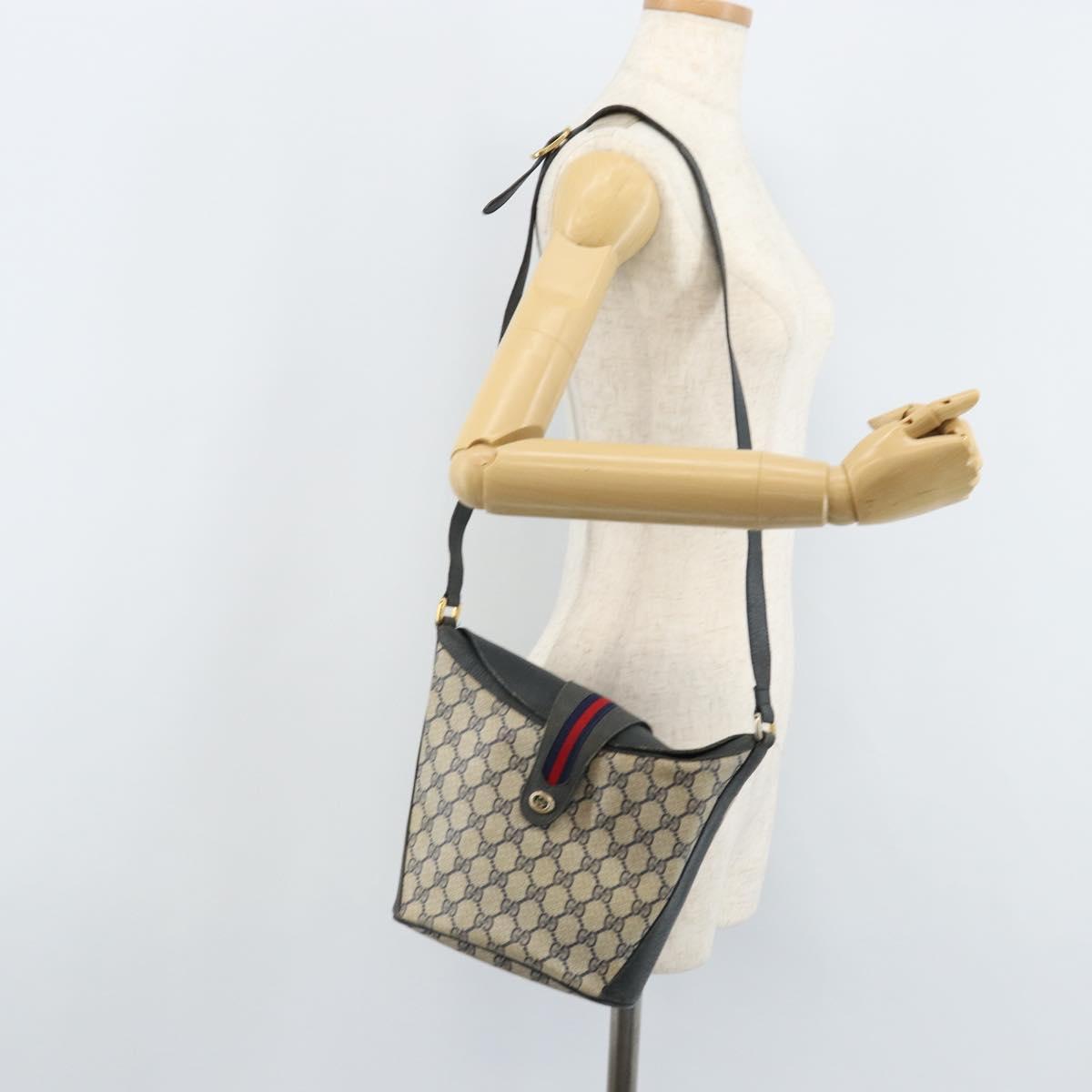 GUCCI GG Supreme Sherry Line Shoulder Bag PVC Navy Gold 904 02 081 Auth BSZ533