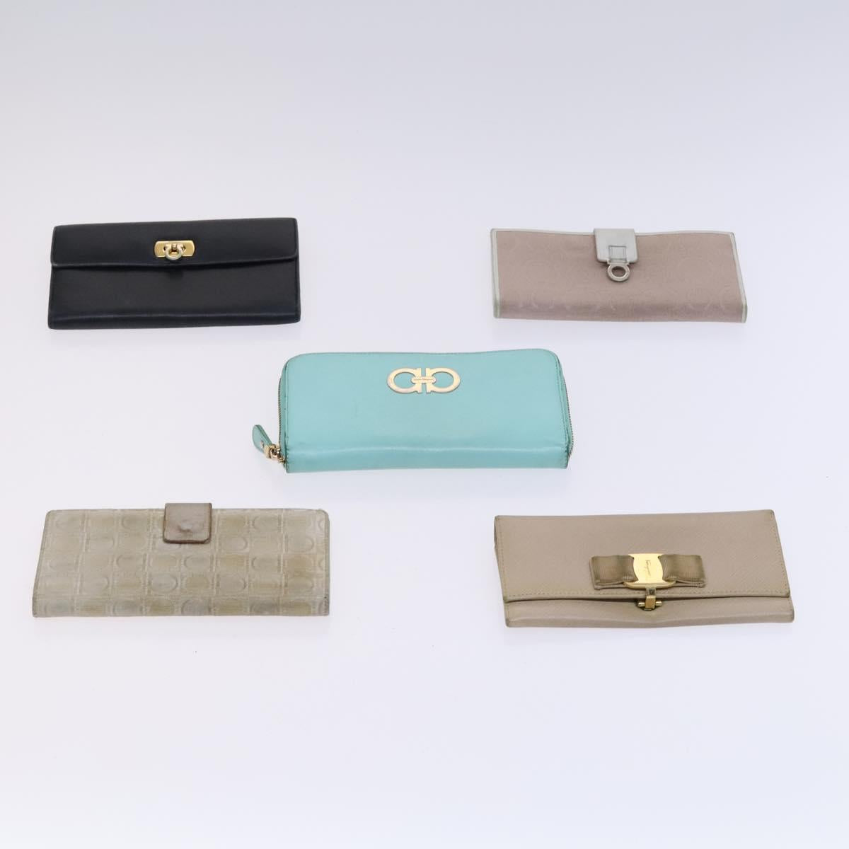 Salvatore Ferragamo Gancini Wallet Leather 10set Blue Black white Auth CB018