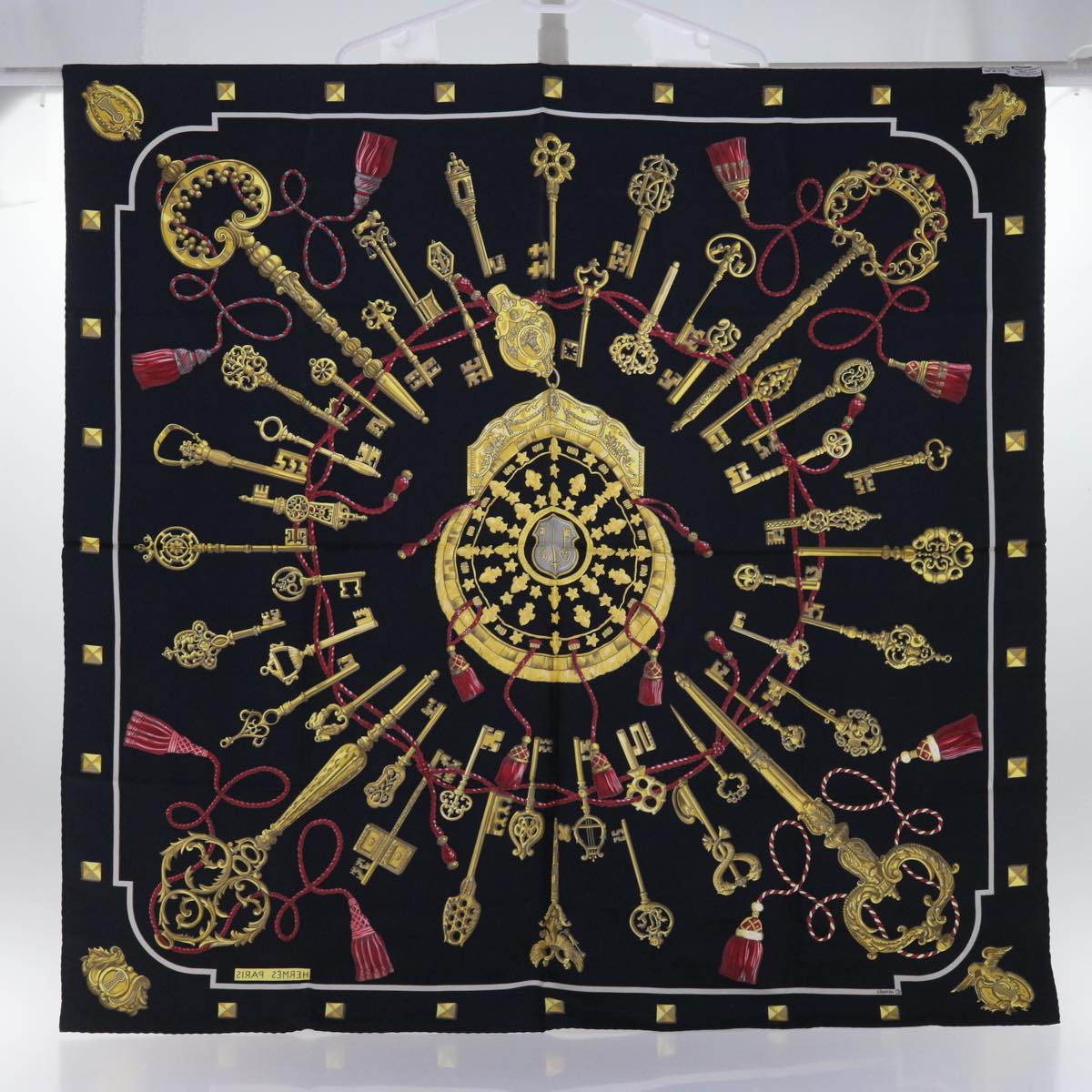 HERMES Carre 90 LES CLES Scarf Silk Black Auth cl814