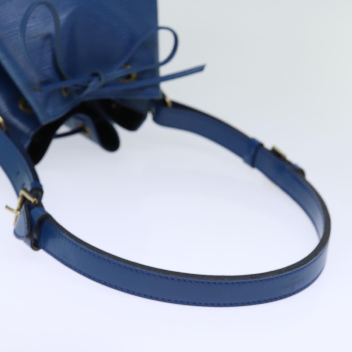 LOUIS VUITTON Epi Petit Noe Shoulder Bag Blue M44105 LV Auth cl831