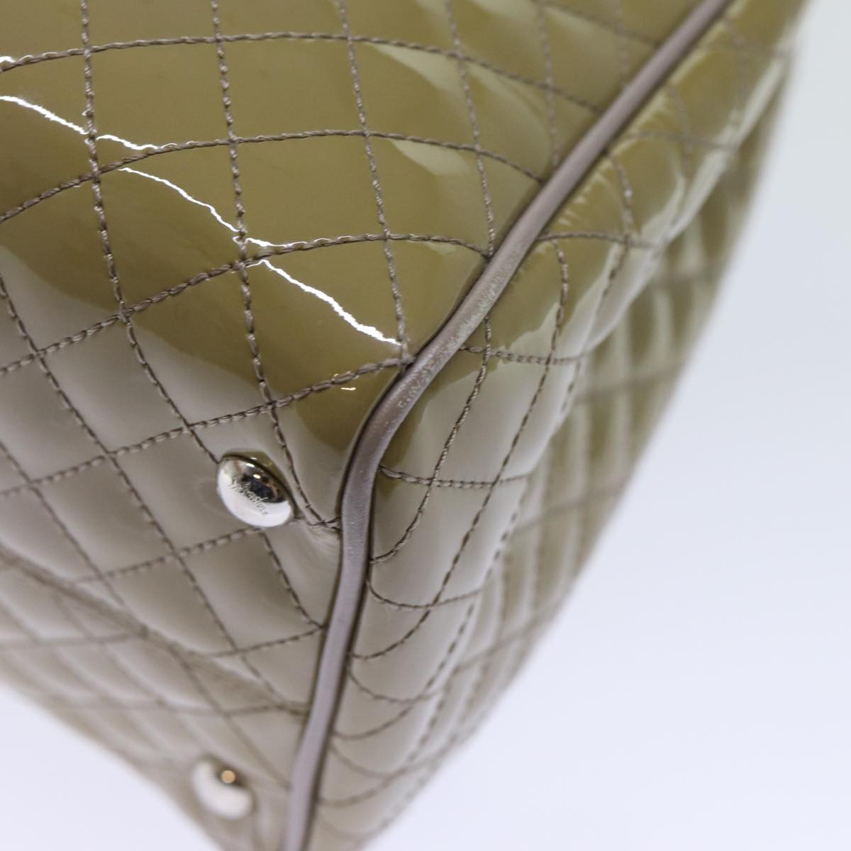 Salvatore Ferragamo Hand Bag Enamel Beige Auth cl837