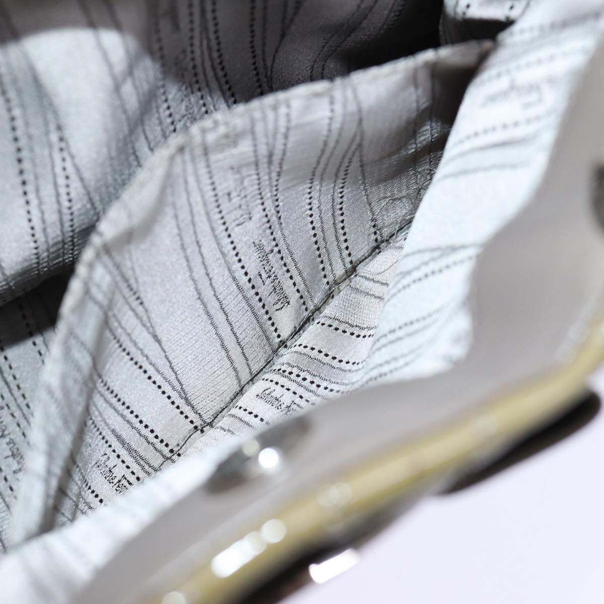 Salvatore Ferragamo Hand Bag Enamel Beige Auth cl837