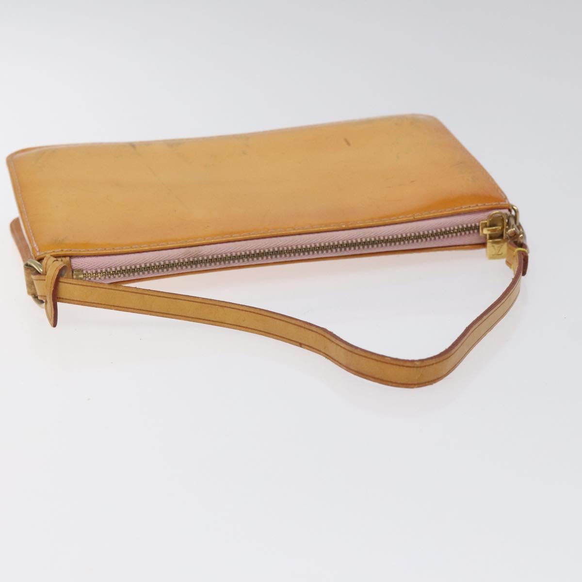 LOUIS VUITTON Vernis Lexington Pouch Marshmallow Pink M91057 LV Auth EC455