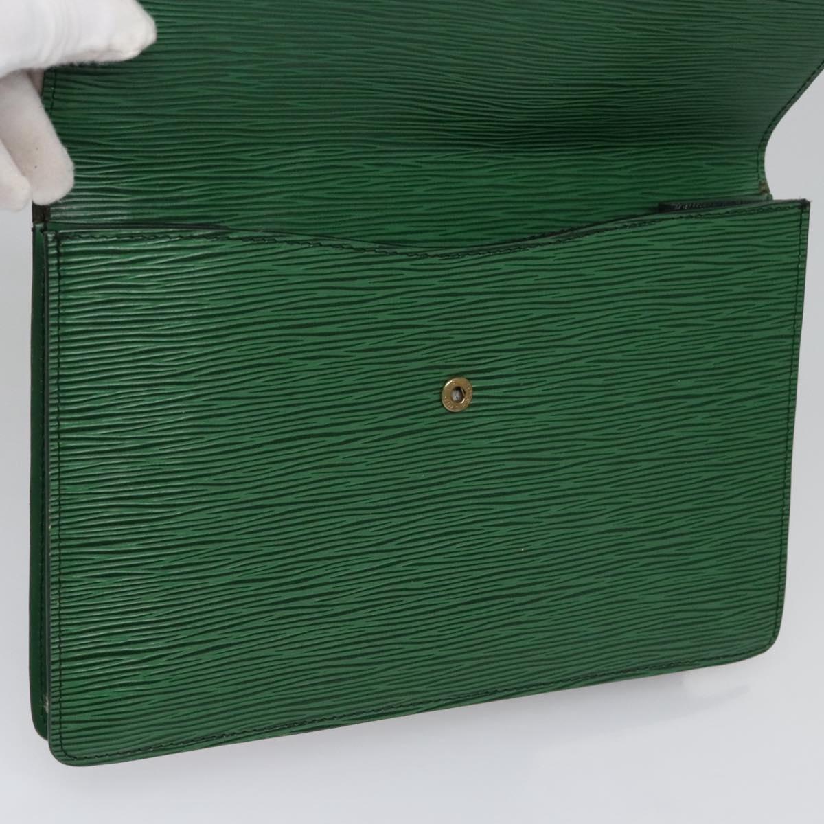 LOUIS VUITTON Epi Montaigne 27 Clutch Bag Green M52654 LV Auth EC643