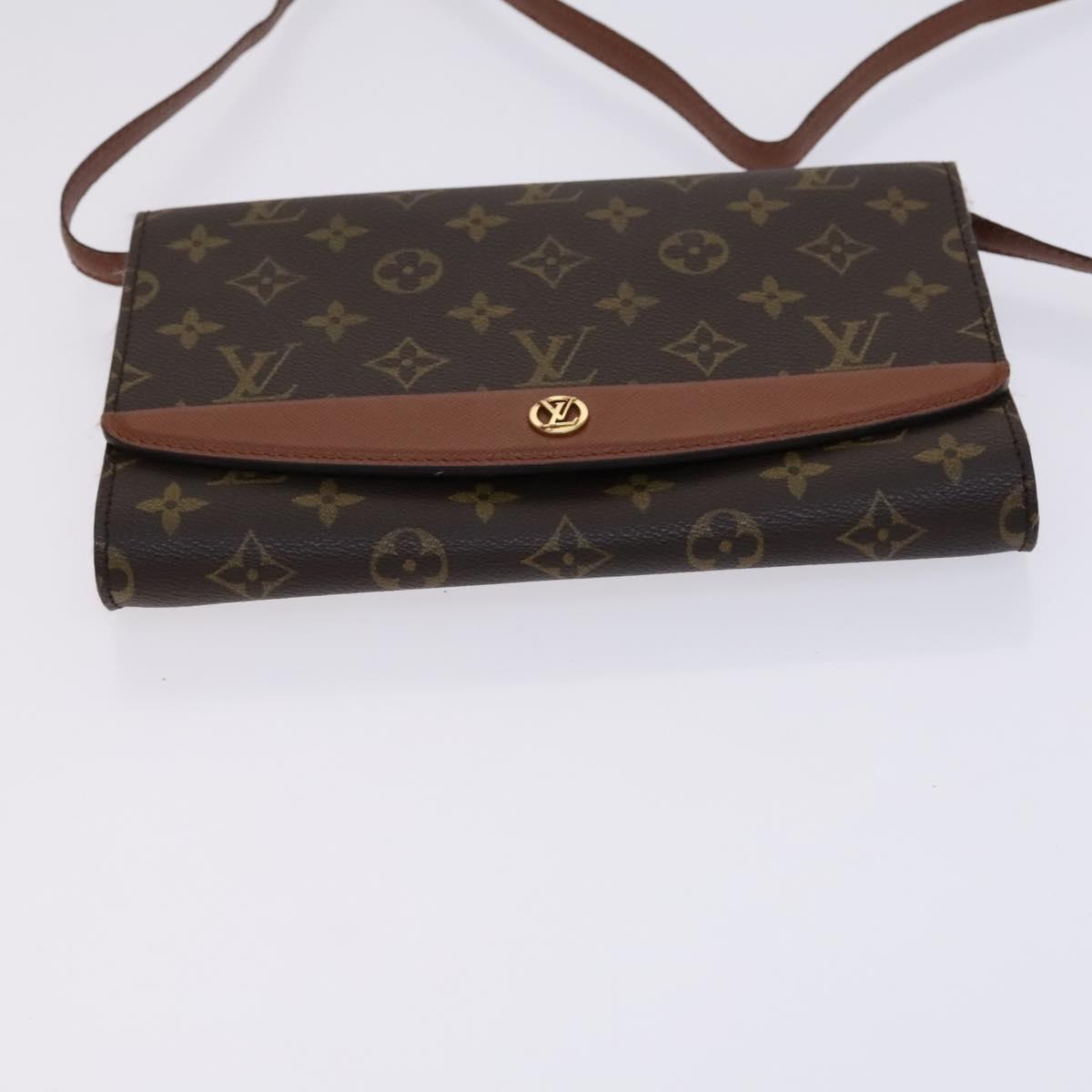 LOUIS VUITTON Monogram Bordeaux 27 Shoulder Bag M51797 LV Auth EC965