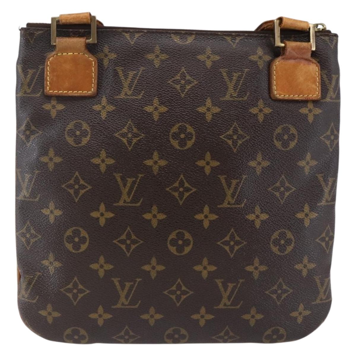 LOUIS VUITTON Monogram Pochette Bosphore Shoulder Bag M40044 LV Auth ep11114