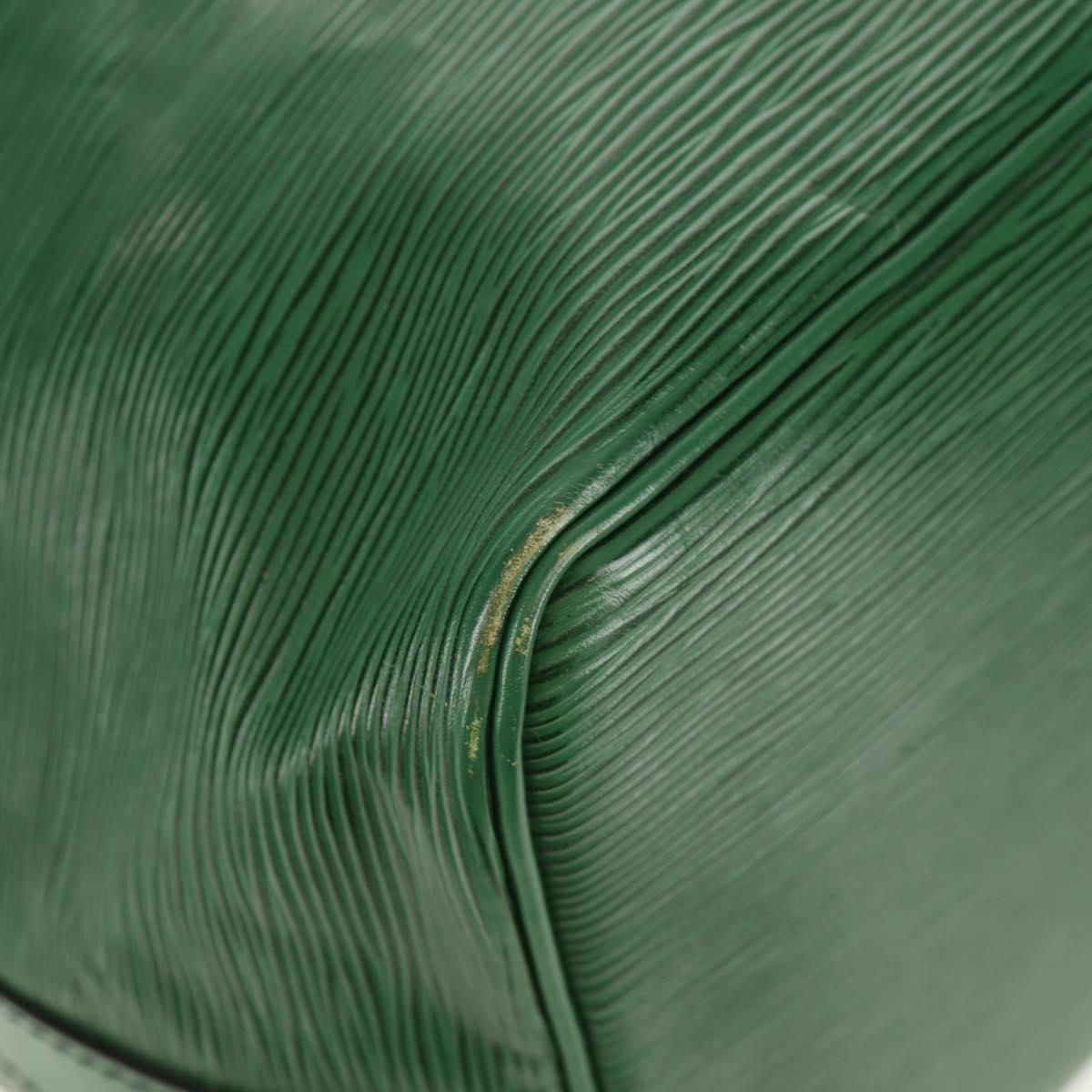 LOUIS VUITTON Epi Petit Noe Shoulder Bag Green M44104 LV Auth ep11754