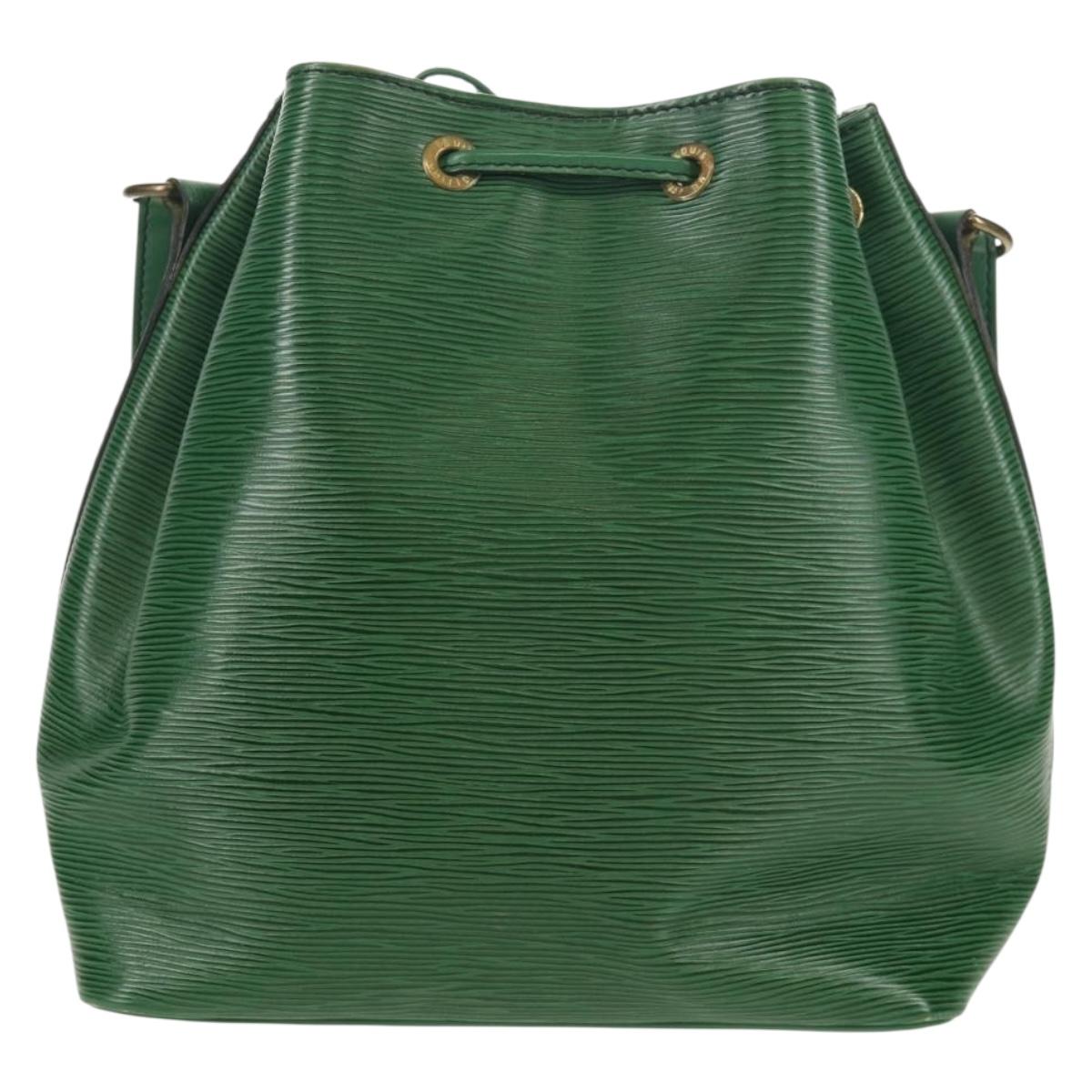 LOUIS VUITTON Epi Petit Noe Shoulder Bag Green M44104 LV Auth ep11754