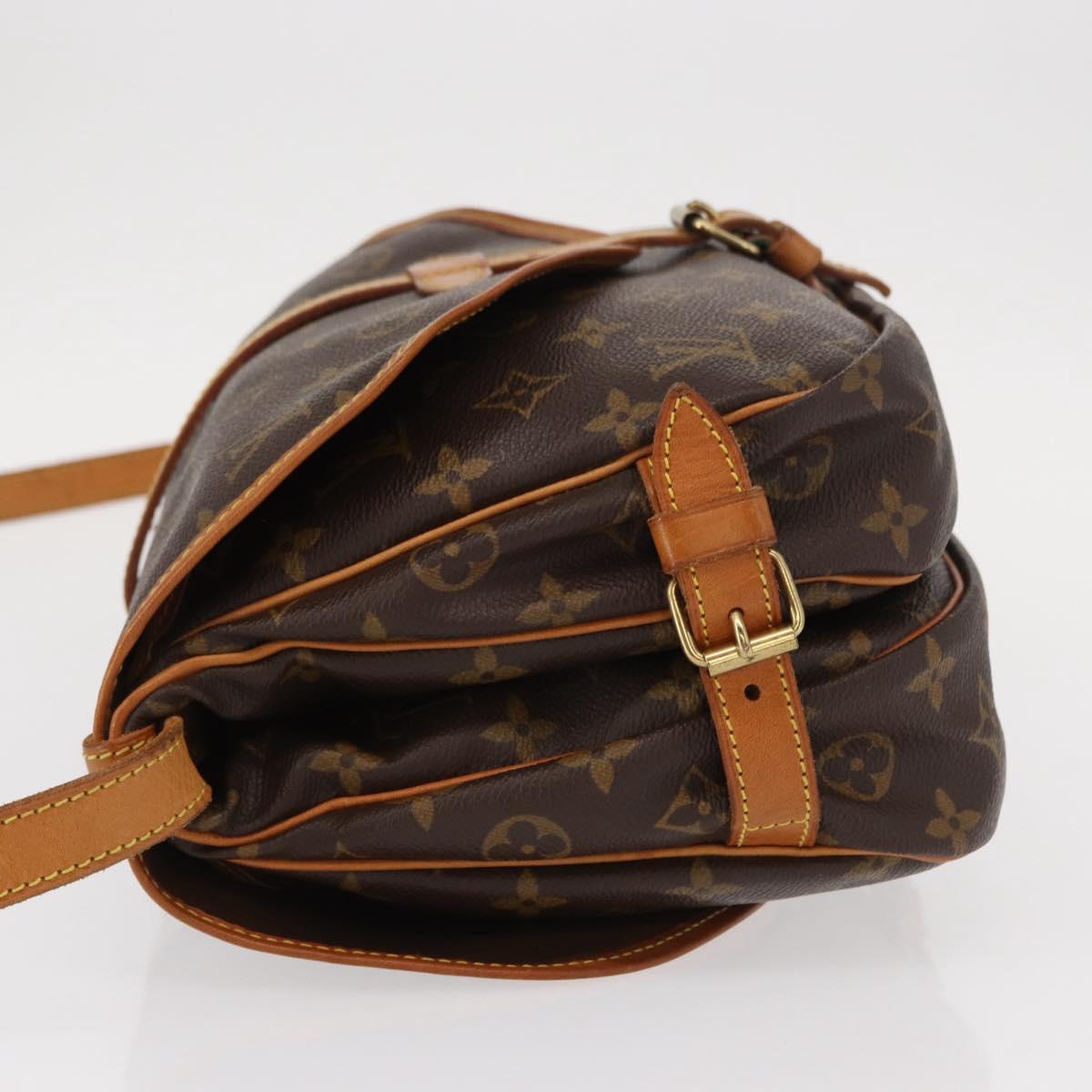 LOUIS VUITTON Monogram Saumur MM Shoulder Bag M40710 LV Auth ep11978