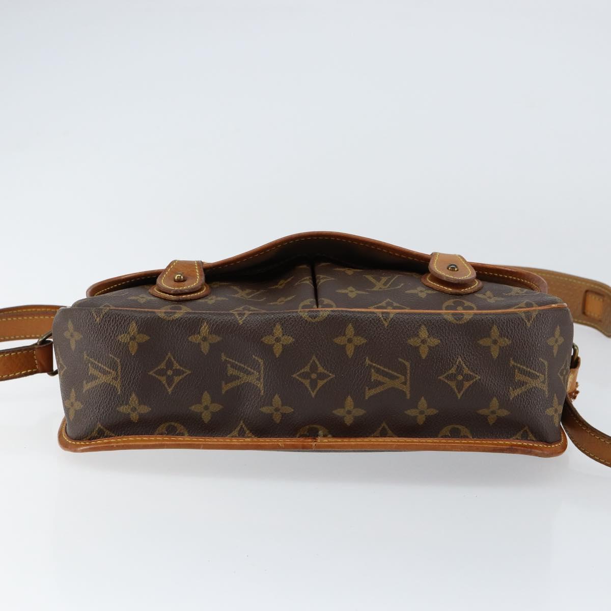 LOUIS VUITTON Monogram Gibeciere MM Shoulder Bag M42247 LV Auth ep12193