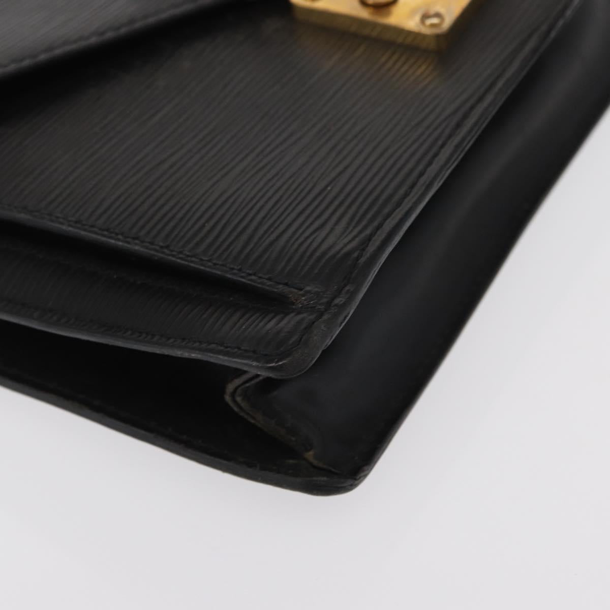 LOUIS VUITTON Epi Serie Dragonne Clutch Bag Black Noir M52612 LV Auth ep12225