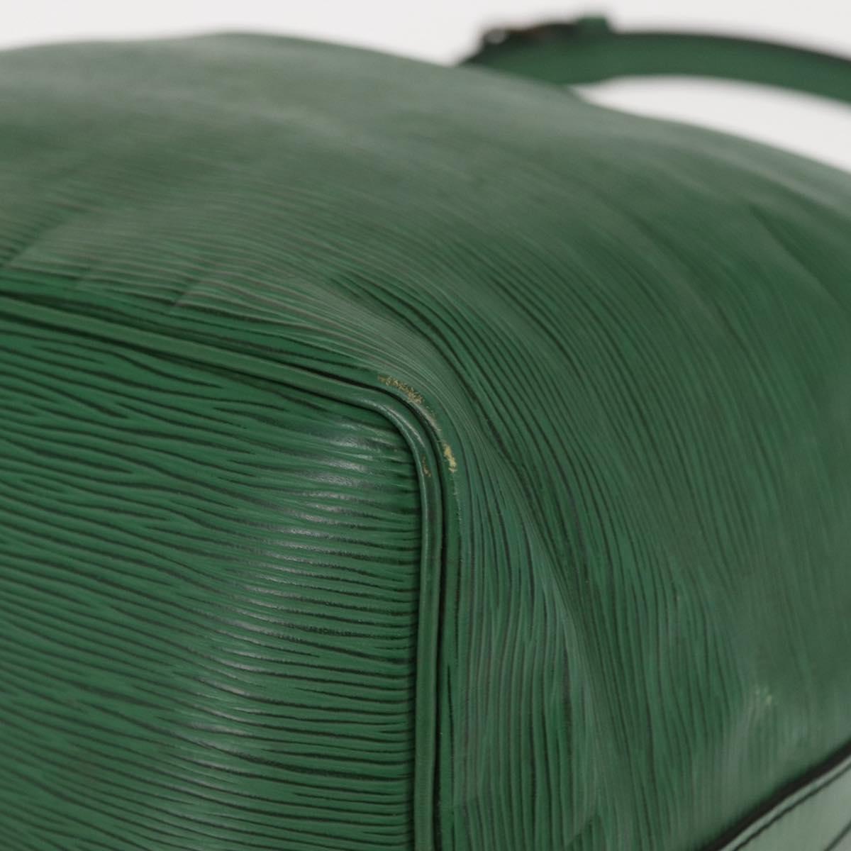 LOUIS VUITTON Epi Petit Noe Shoulder Bag Green M44104 LV Auth ep12277
