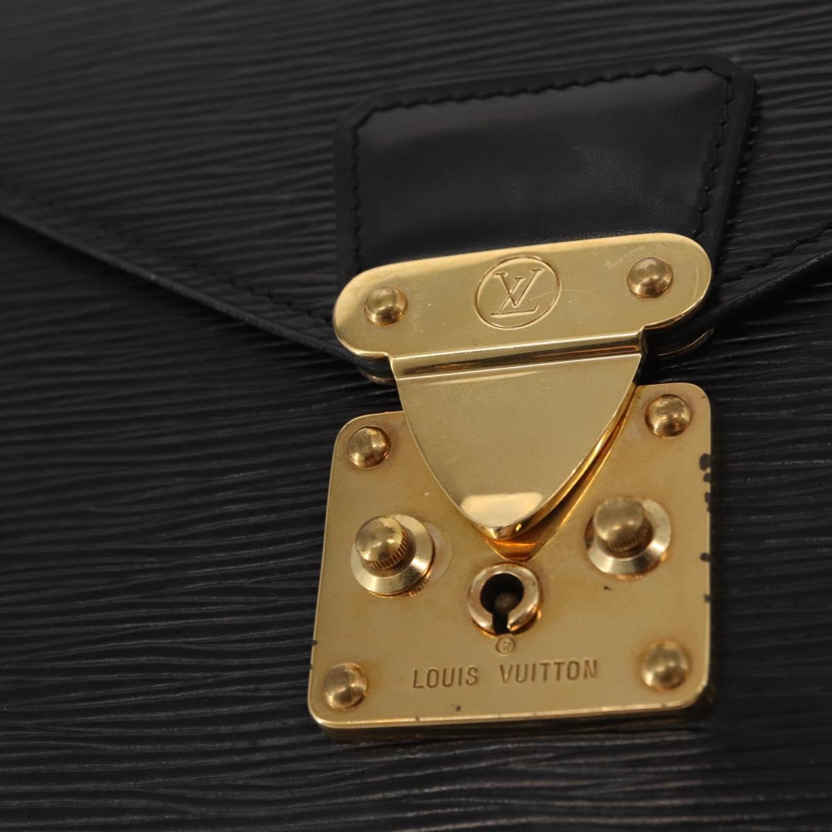LOUIS VUITTON Epi Serie Dragonne Clutch Bag Black Noir M52612 LV Auth ep12874