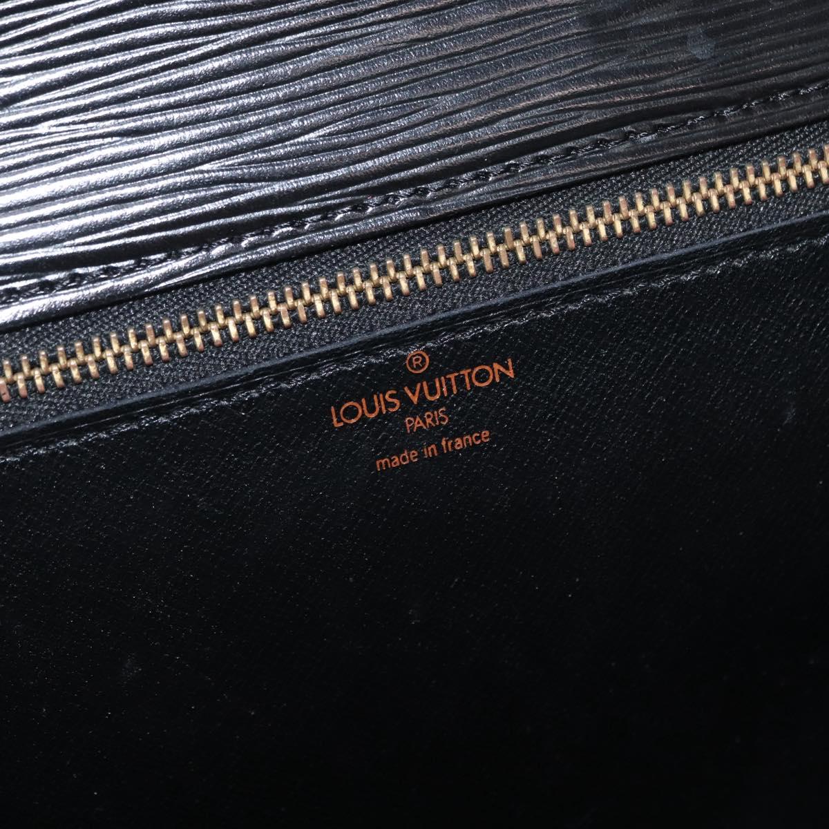 LOUIS VUITTON Epi Serie Dragonne Clutch Bag Black Noir M52612 LV Auth ep12874