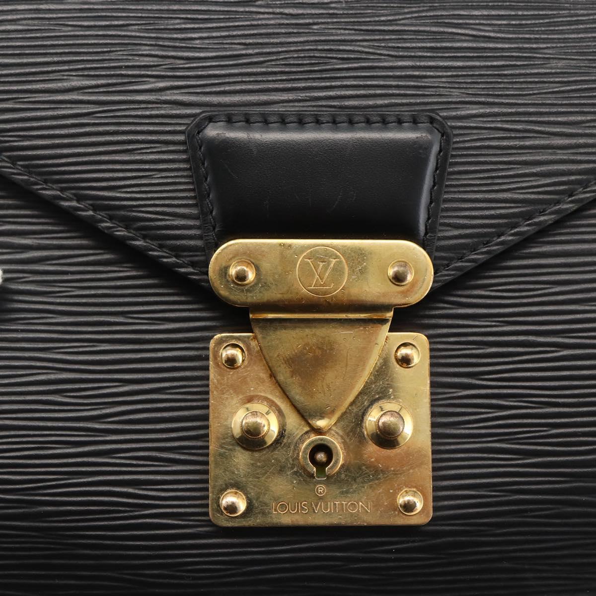 LOUIS VUITTON Epi Serie Dragonne Clutch Bag Black Noir M52612 LV Auth ep13784