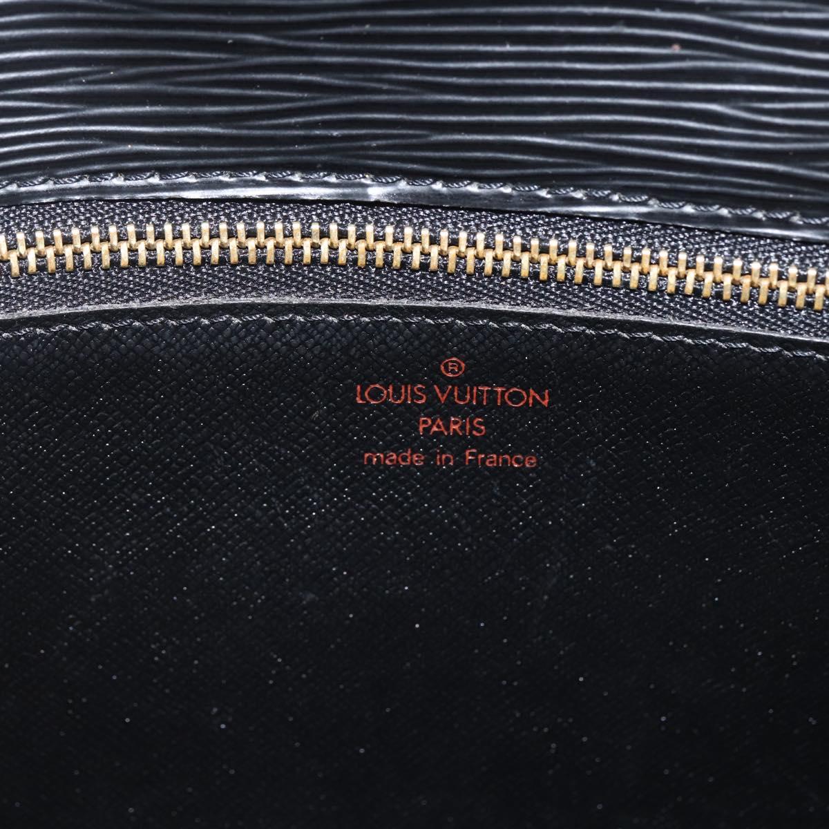 LOUIS VUITTON Epi Serie Dragonne Clutch Bag Black Noir M52612 LV Auth ep13784