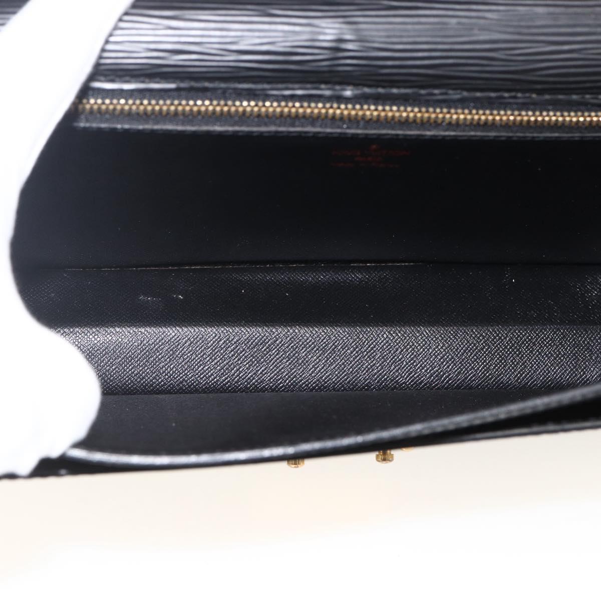 LOUIS VUITTON Epi Serie Dragonne Clutch Bag Black Noir M52612 LV Auth ep13784
