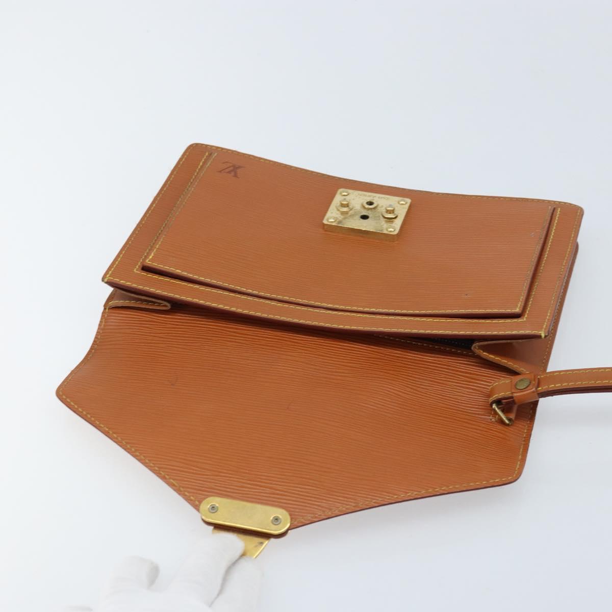 LOUIS VUITTON Epi Serie Dragonne Hand Bag Beige LV Auth ep13806