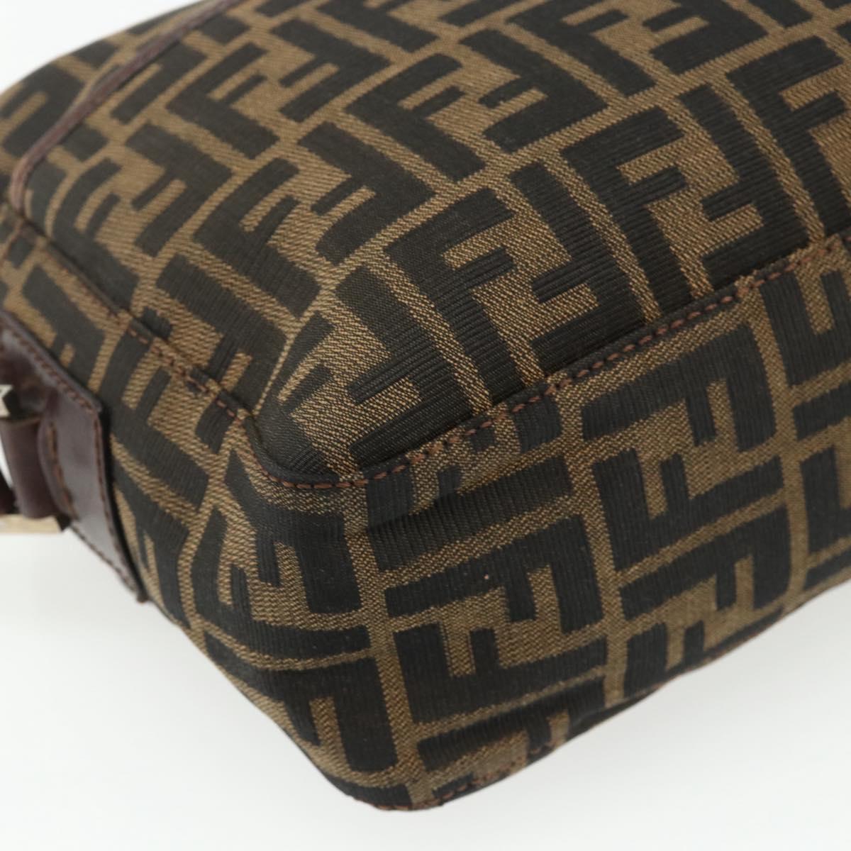 FENDI Zucca Canvas Shoulder Bag Black Brown Auth ep14209A