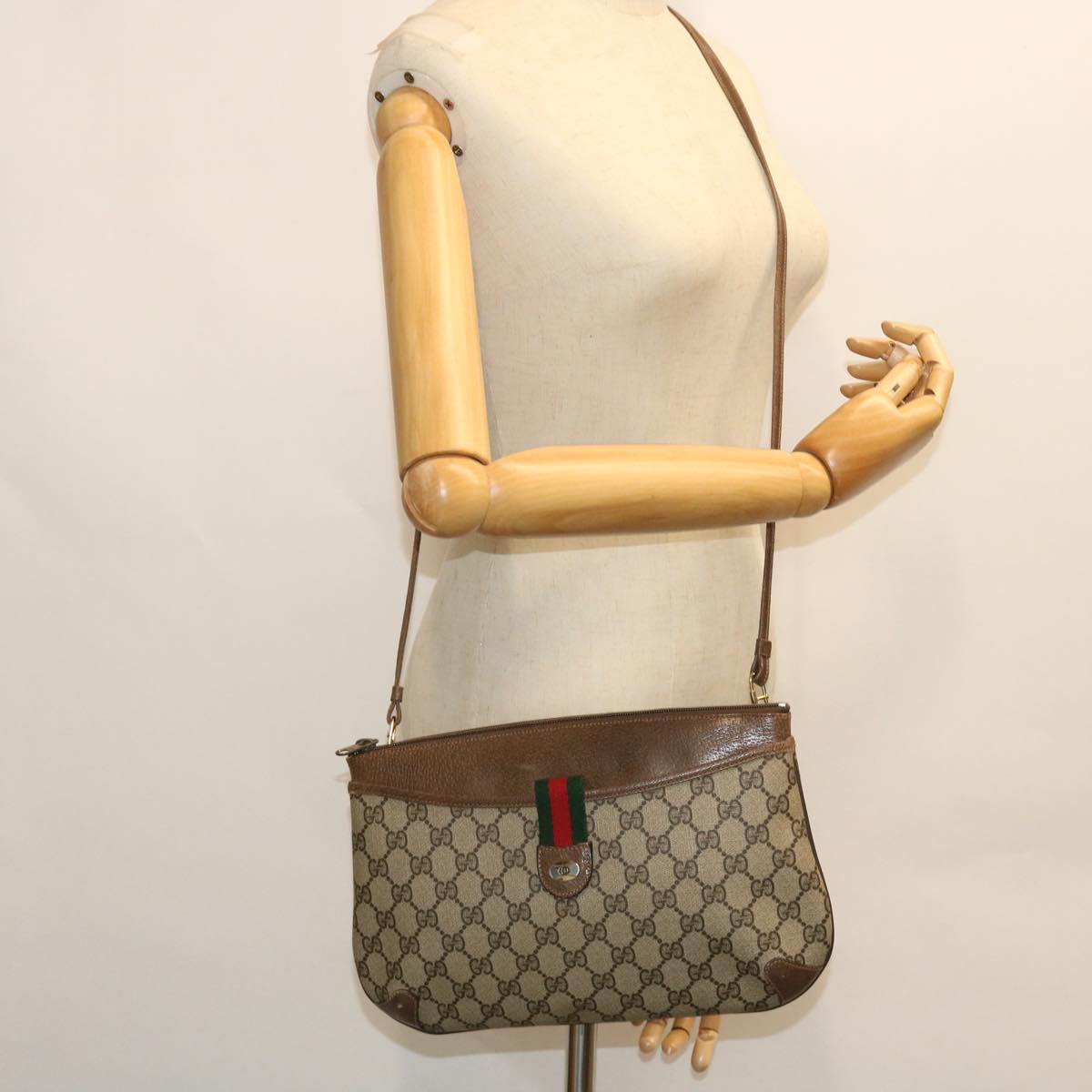 GUCCI GG Canvas Web Sherry Line Shoulder Bag Beige Red 904 02 026 Auth ep1431