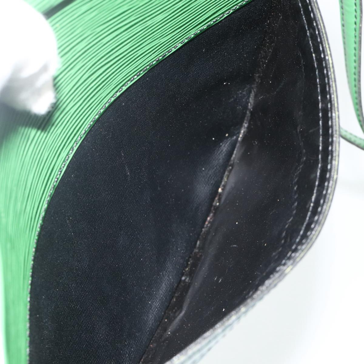 LOUIS VUITTON Epi Jeune Fille MM Shoulder Bag Green M52154 LV Auth ep14366A