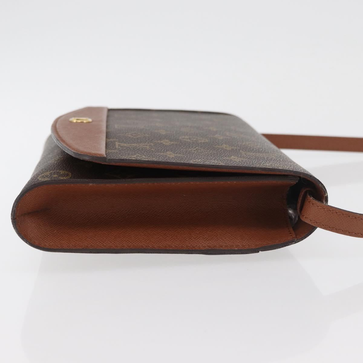 LOUIS VUITTON Monogram Bordeaux 27 Shoulder Bag M51797 LV Auth ep14398A