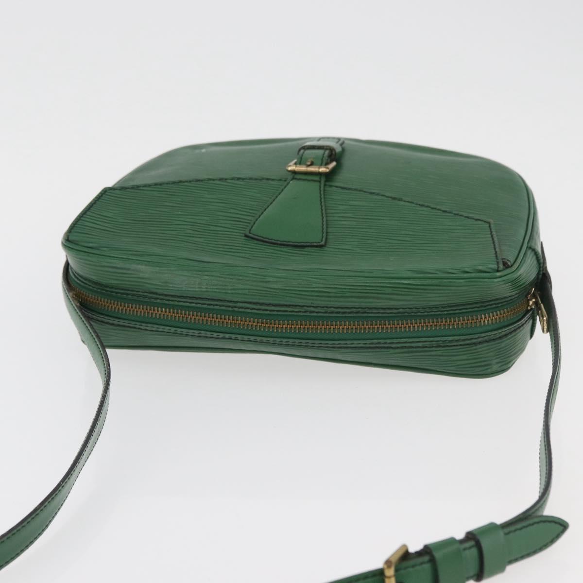 LOUIS VUITTON Epi Jeune Fille MM Shoulder Bag Green M52154 LV Auth ep14448