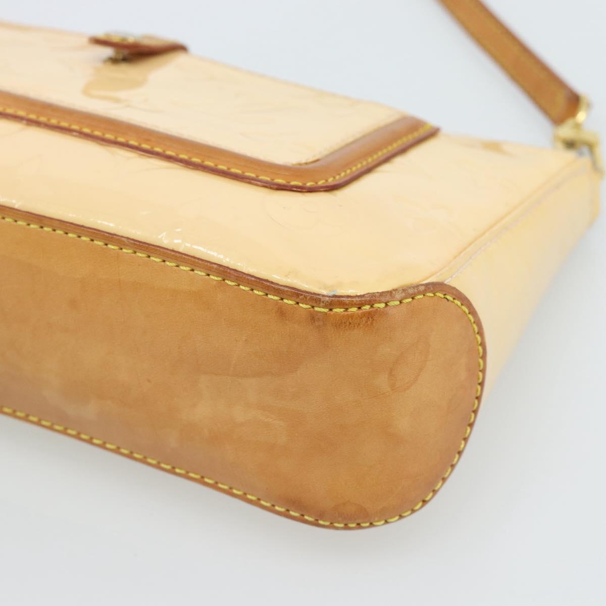 LOUIS VUITTON Vernis Mallory Square Pouch Marshmallow Pink M91292 Auth ep14815