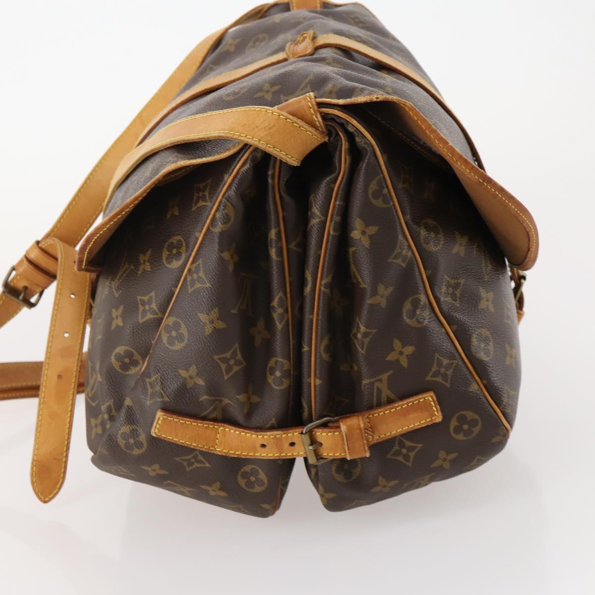 LOUIS VUITTON Monogram Saumur 35 Shoulder Bag M42254 LV Auth ep14817