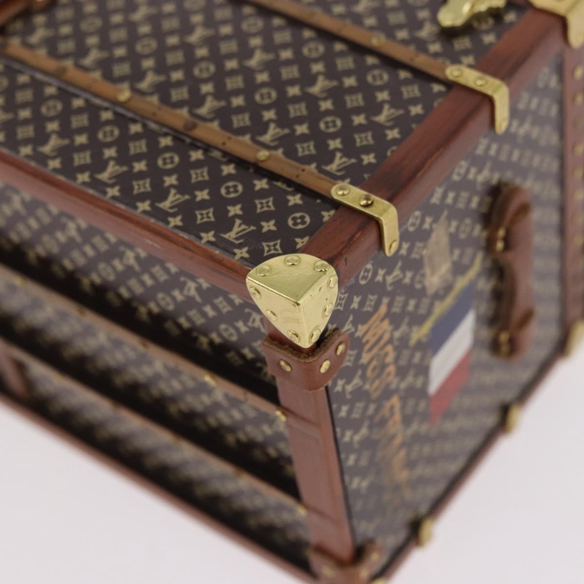 LOUIS VUITTON Miss France Paper Weight Brown M99408 LV Auth ep14897A