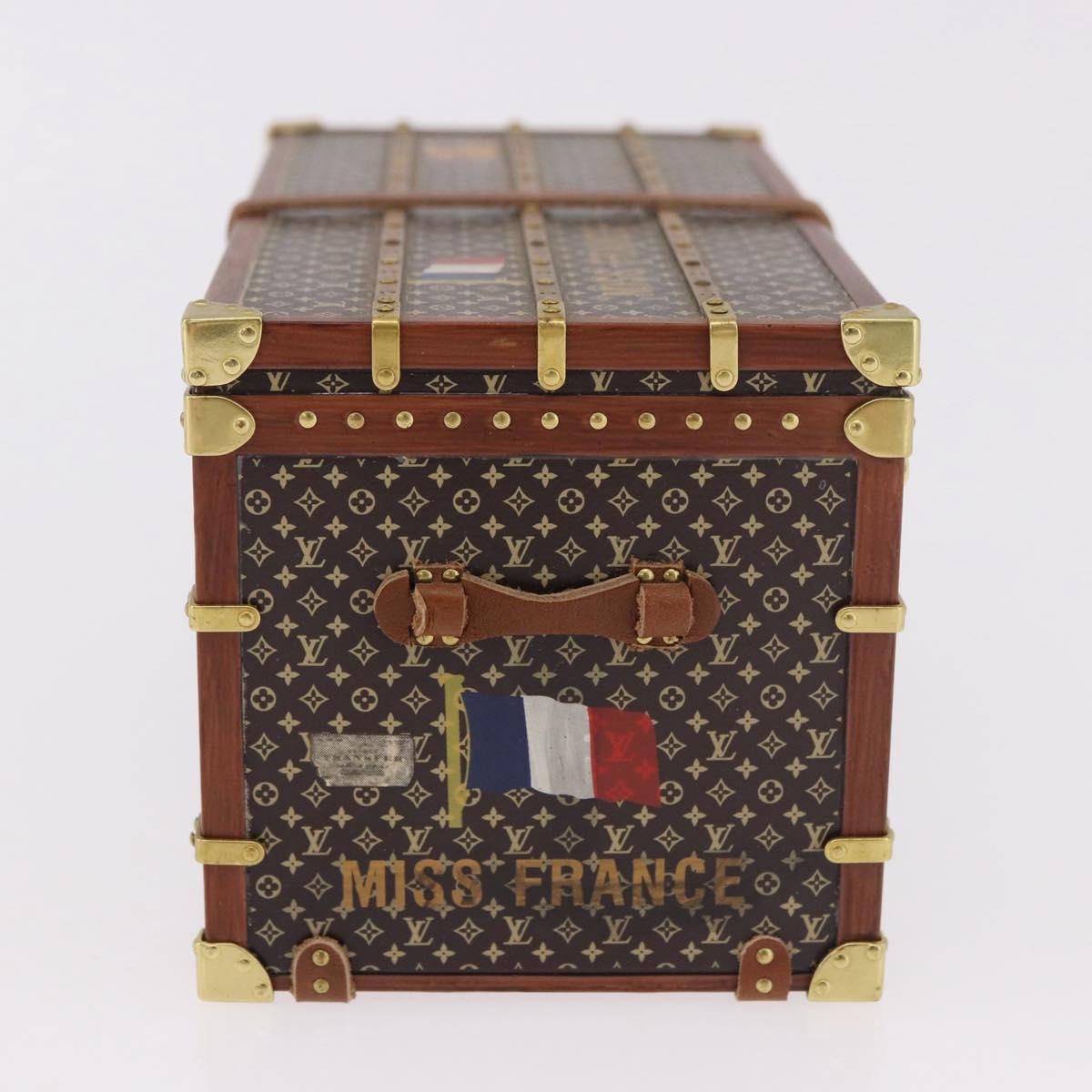 LOUIS VUITTON Miss France Paper Weight Brown M99408 LV Auth ep14897A