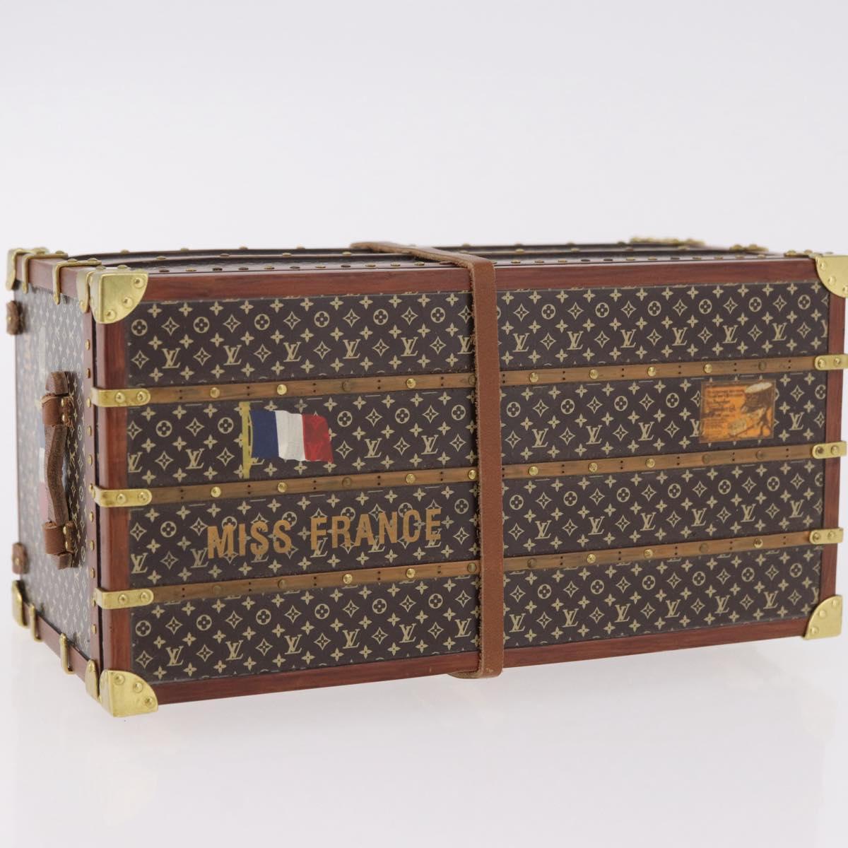LOUIS VUITTON Miss France Paper Weight Brown M99408 LV Auth ep14897A