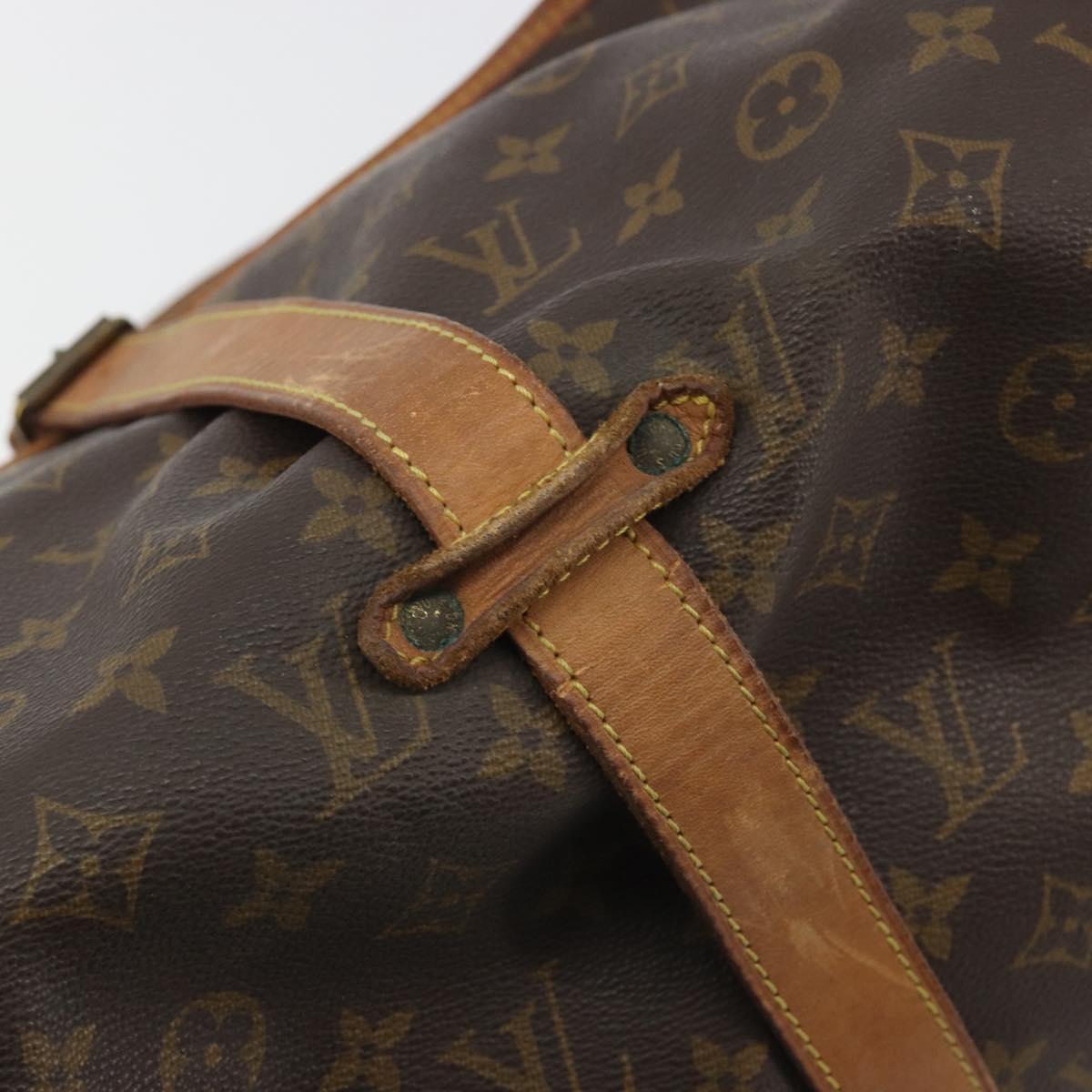 LOUIS VUITTON Monogram Saumur 35 Shoulder Bag M42254 LV Auth ep14937