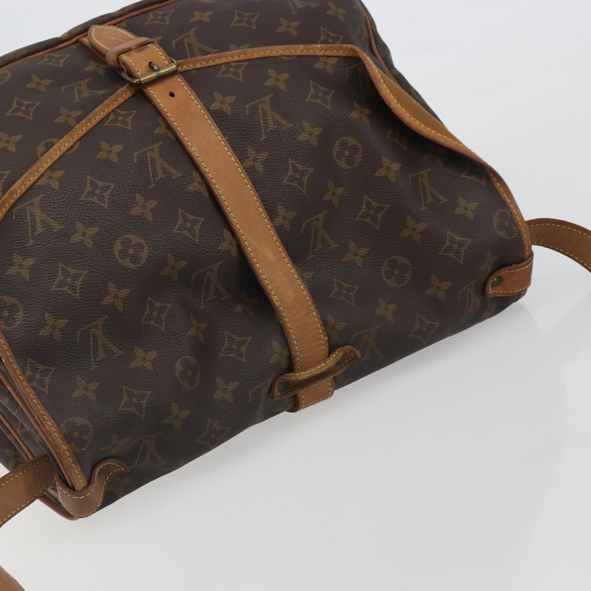 LOUIS VUITTON Monogram Saumur 35 Shoulder Bag M42254 LV Auth ep14937