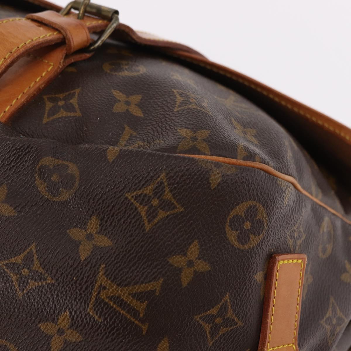 LOUIS VUITTON Monogram Saumur 43 Shoulder Bag M42252 LV Auth ep14979