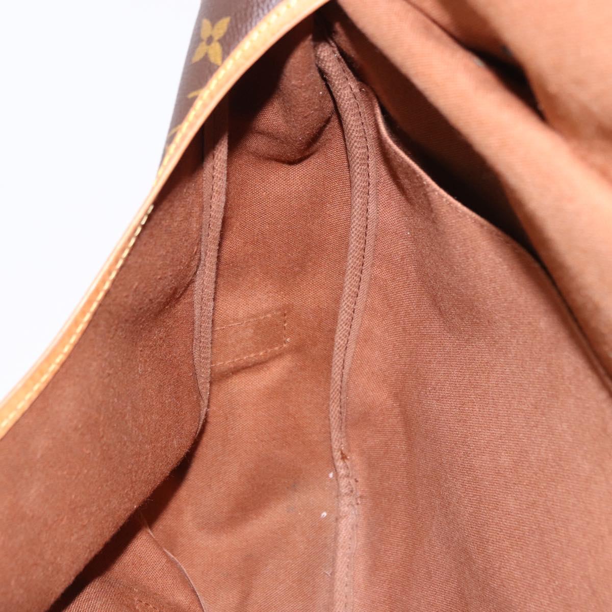 LOUIS VUITTON Monogram Saumur 43 Shoulder Bag M42252 LV Auth ep14979